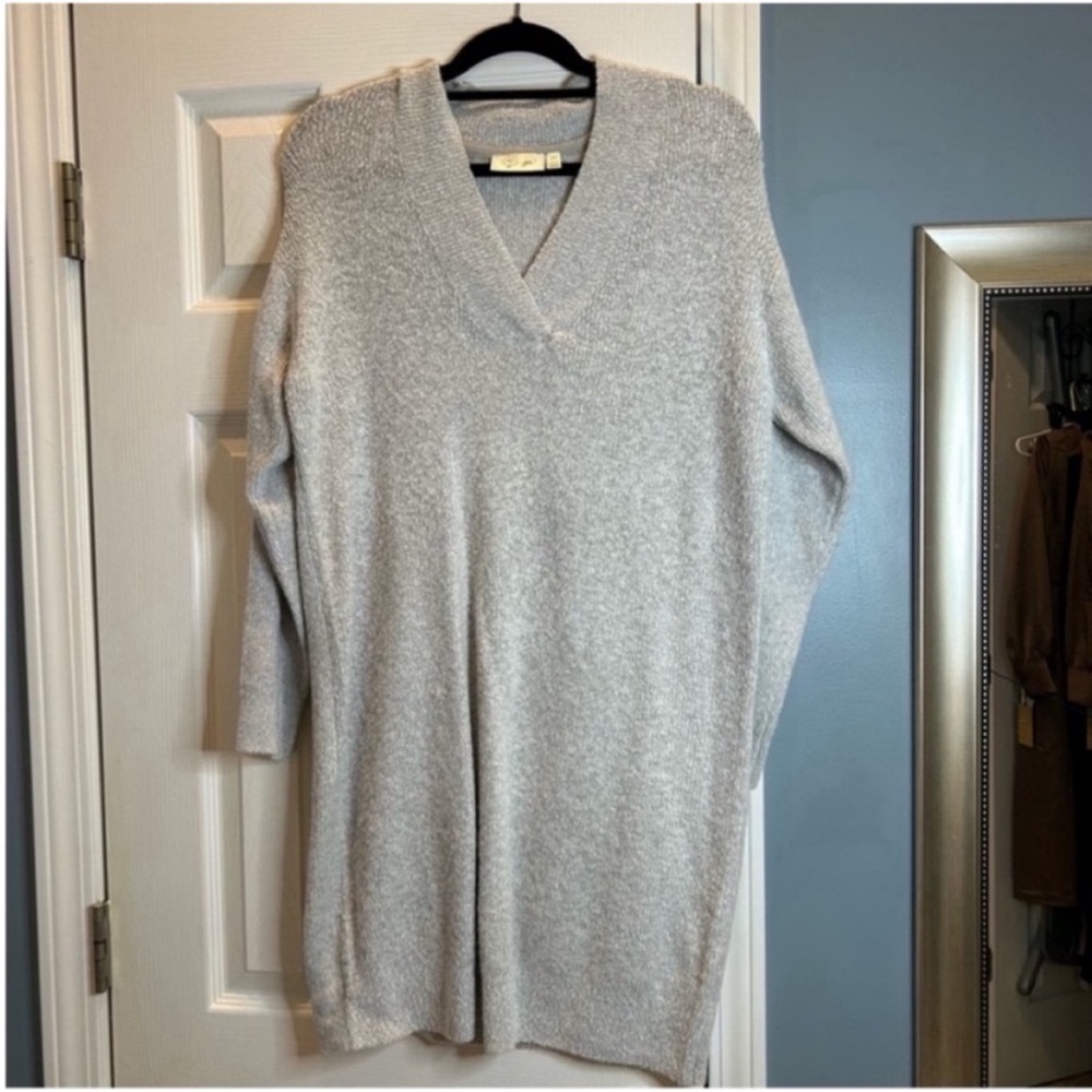 RD style v neck gray sweater dress